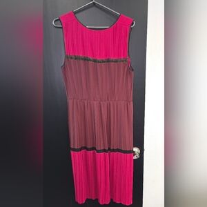 Elegant Pink and Brown Pleated Dress